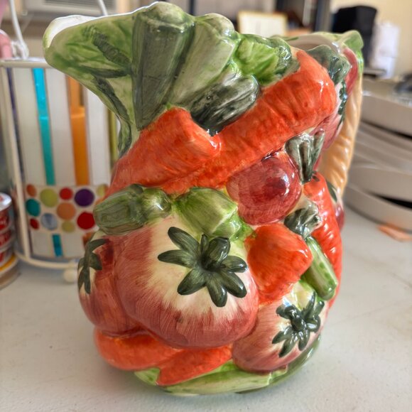 VINTAGE VEGETABLE TEA PICTURE WITH HANDLE DRINK SERVER - Picture 2 of 5